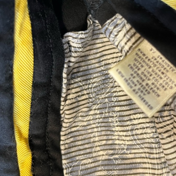 Anthropologie Elevenses Black cuffed Bermuda Shorts size 2 - Picture 3 of 4